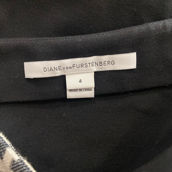 Diane Von Furstenberg Emma Leopard Print Pencil Skirt - Picture 4 of 7